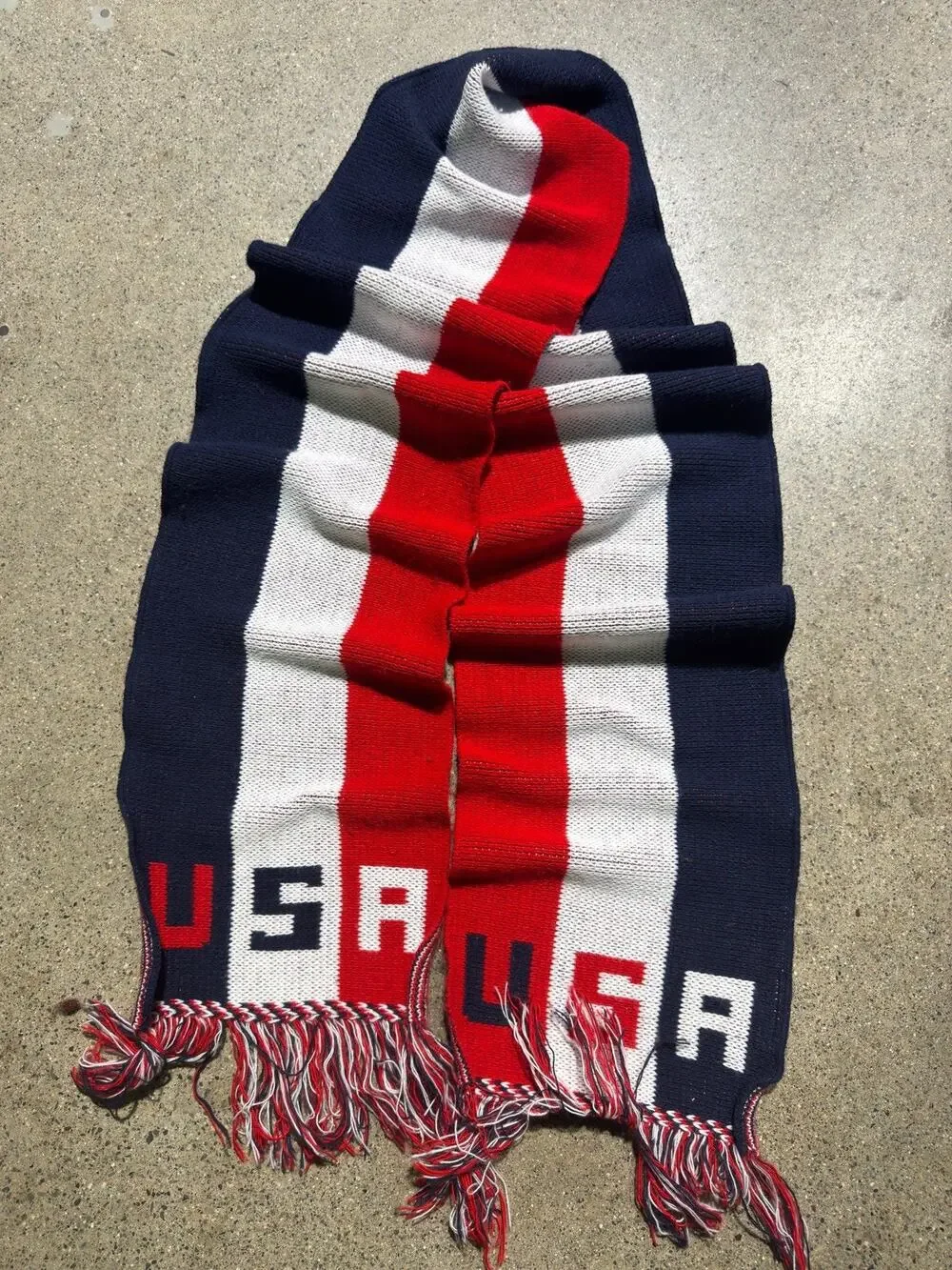 USA Scarf Patriotic Knit Makers Made In USA 9x80 Red White Blue Acrylic Unisex